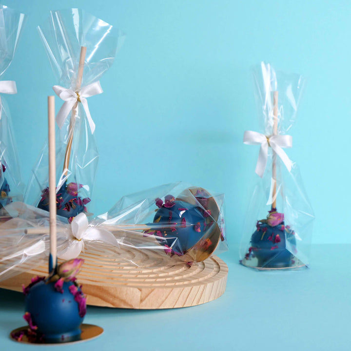Deluxe Cake-Pops-niebieskie z płatkami róży (10 sztuk)