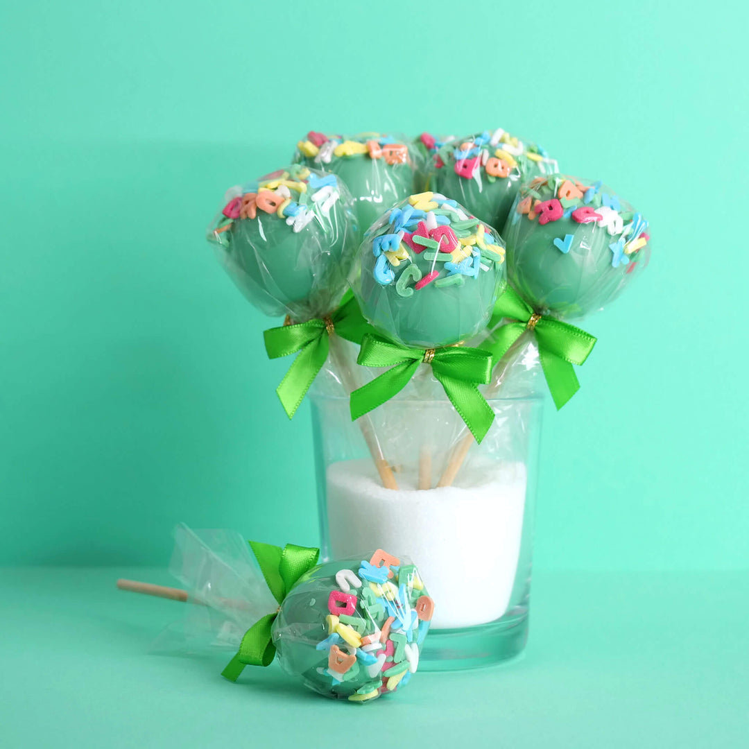 Zielone Cake-Popsy z literkami (12 sztuk)