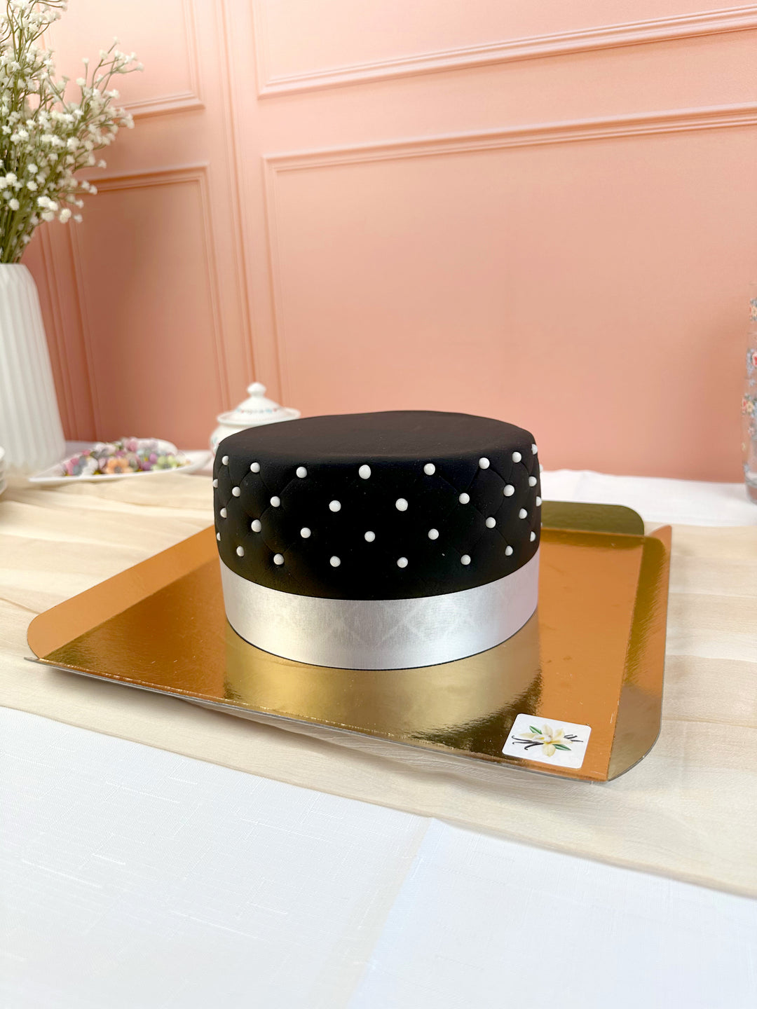 Czarny Tort Deluxe – podwójna wysokość