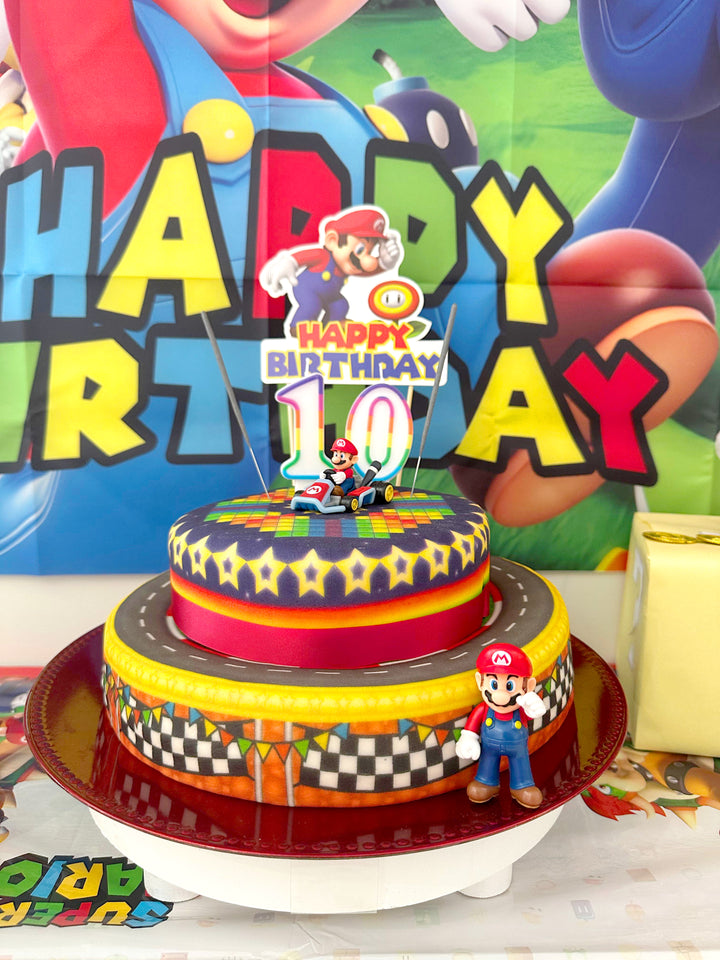 Mario Kart® na dwupoziomowym torcie
