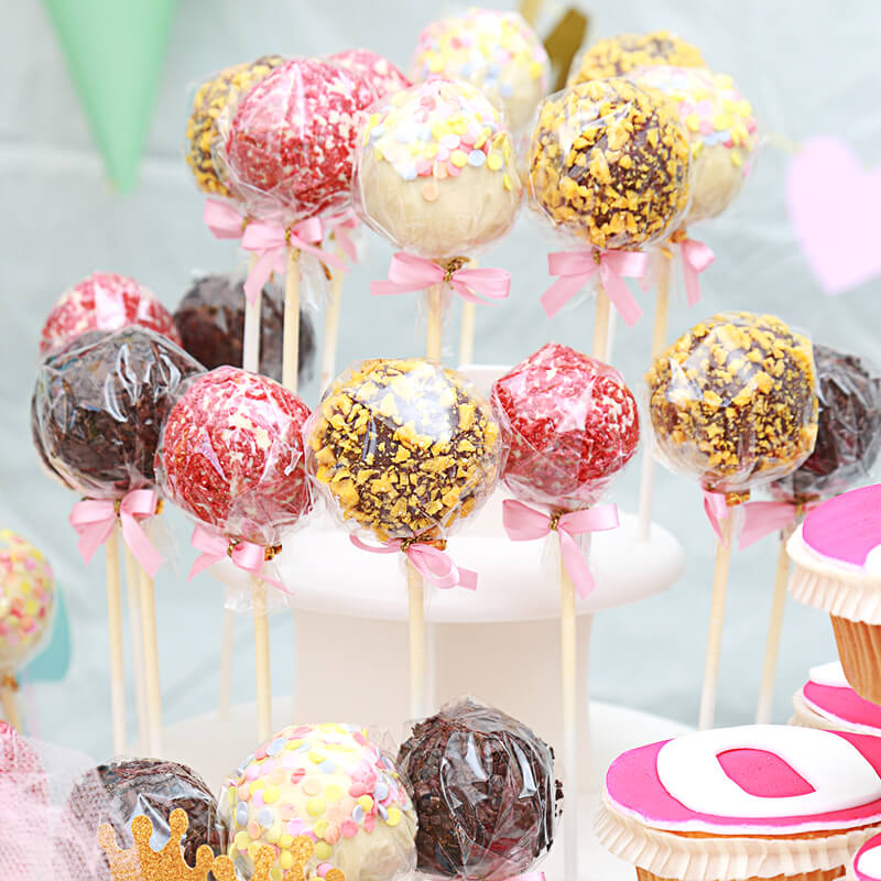 12 Cake-Pops z logiem, pomarańcz & truskawka