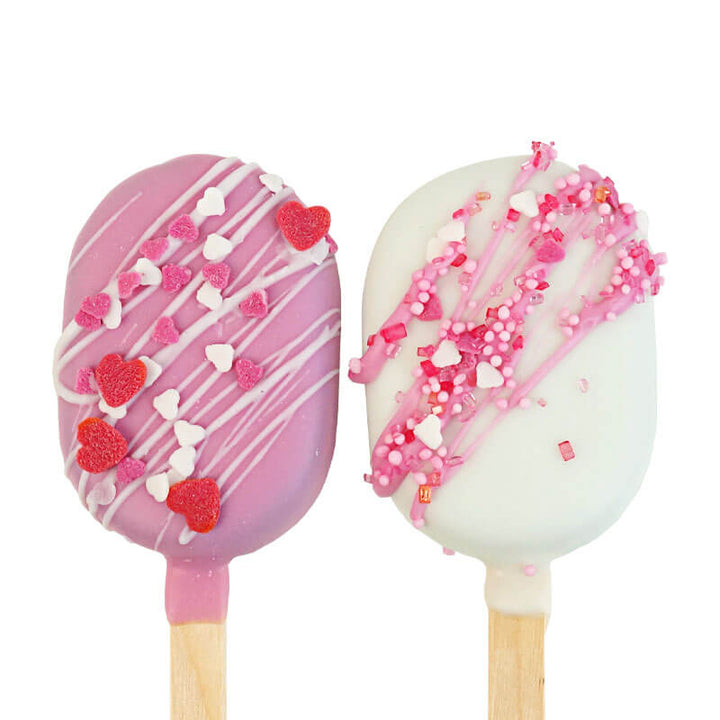 Love Cake Popsicle z posypką w kształcie serduszek (10 sztuk)