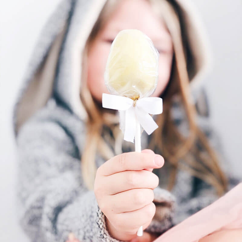 Wielkanocne Cake-Pops z kolorową czekoladą (12 sztuk)