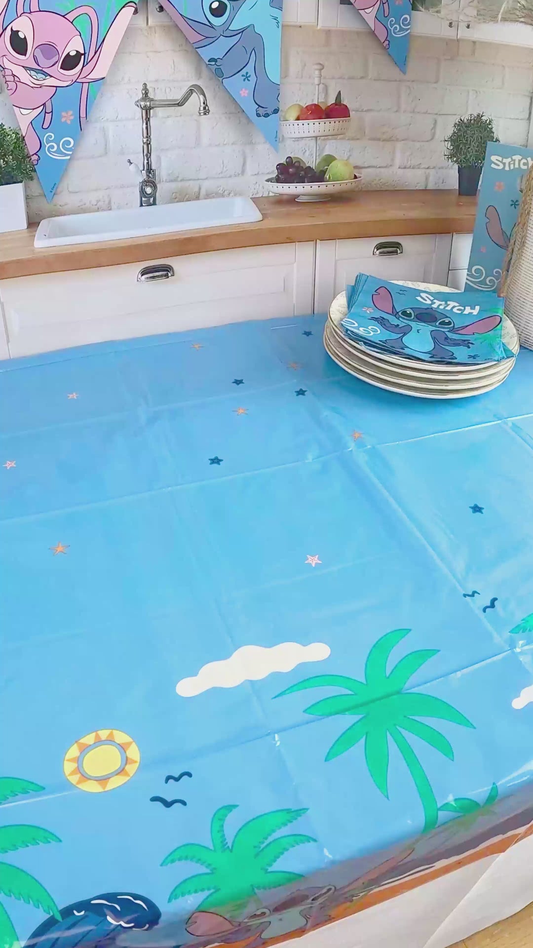 Stitch® na tropikalnej plaży