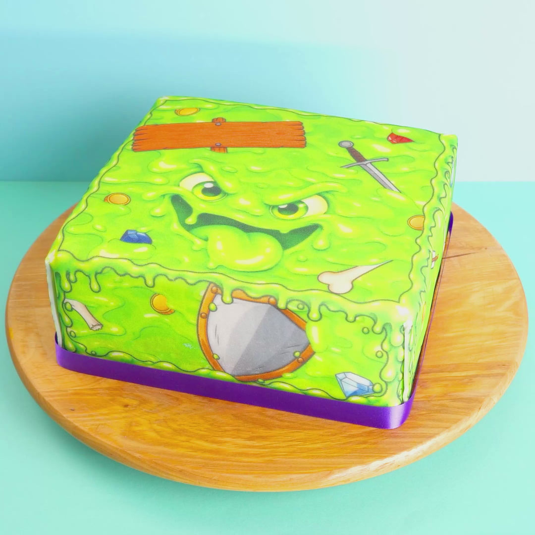 Kwadratowy Tort Potwór z Kostką Szlamu Deluxe